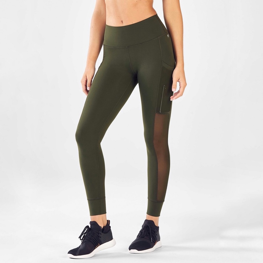 fabletics | on-the-go legging